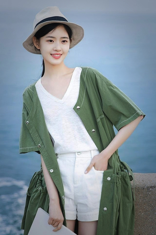 “马科斯·莫奇的全能防守与高效协作，推动美洲狮队持续向前”